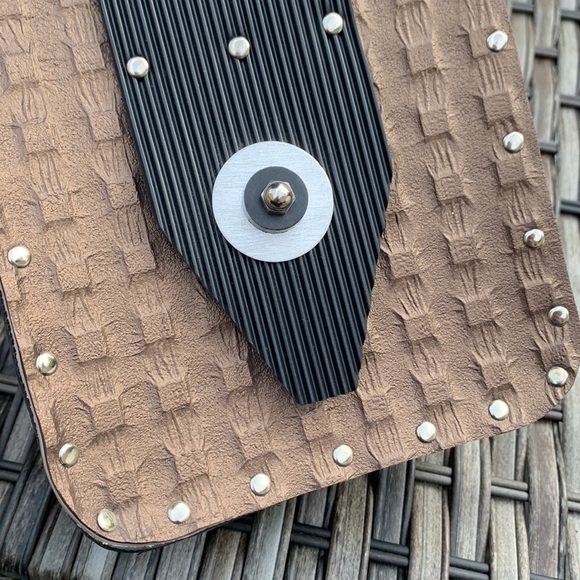 UPCYCLED Rubber Crossbody - Picture 11 of 11